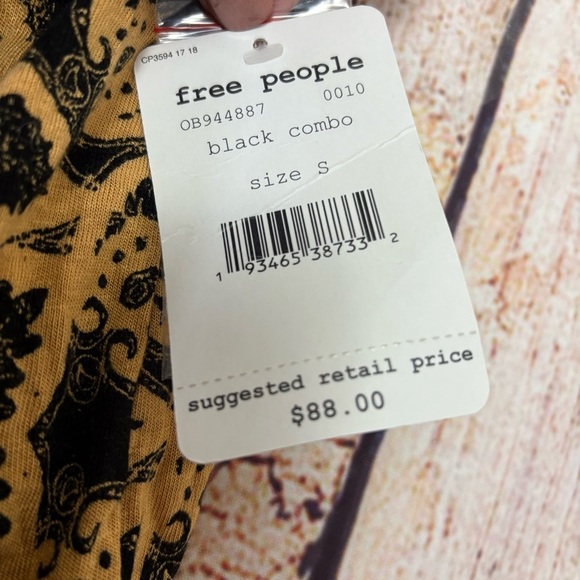 Free People Womens Printed Sleeveless Halter Tank Top size Small - Picture 7 of 13